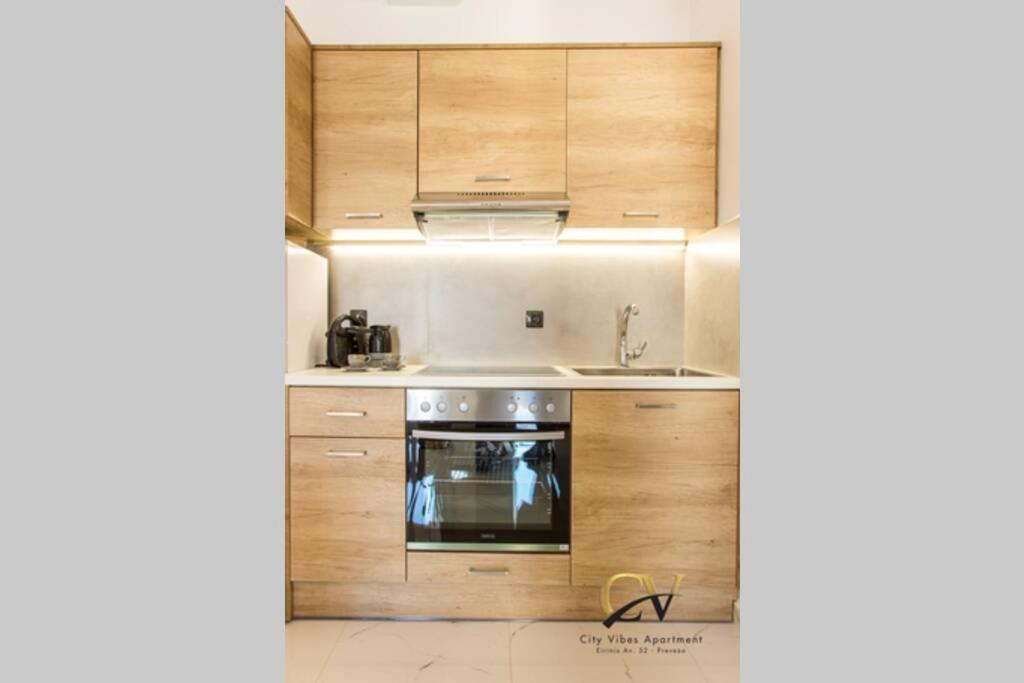 City Vibes Apartment Preveza Exterior photo